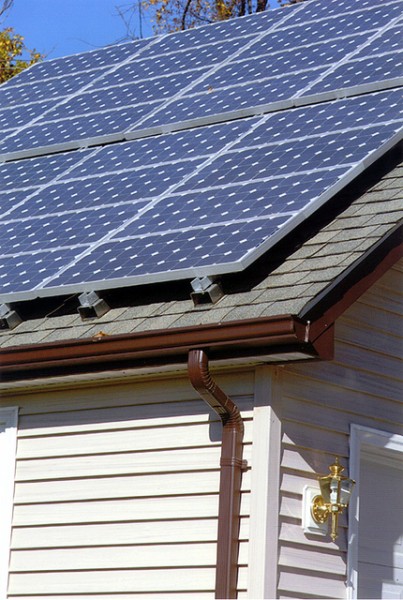 SolarEdge (SEDG) Dips 5.5% as Strong Earnings Priced In